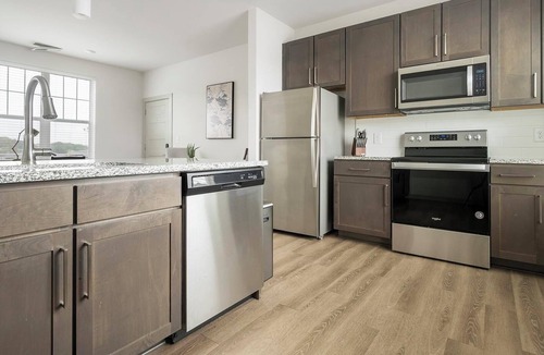 Charlotte Apartment | Landing | Amazing 1BD, Gym, Clubhouse
