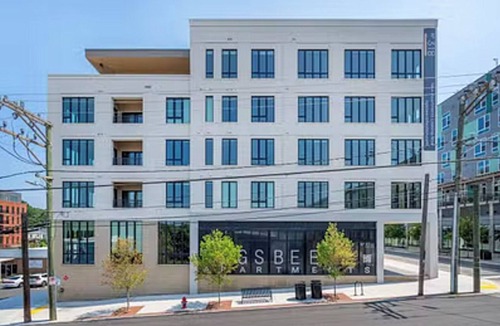 Durham Apartment | Landing | Amazing 1BD, Gym, Pool