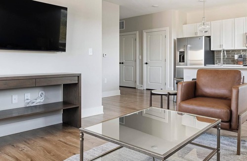 Oakwood Apartment | Landing | Amazing 1BD, Pool, Clubhouse