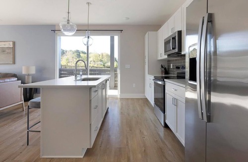 Oakwood Apartment | Landing | Amazing 1BD, Pool, Clubhouse