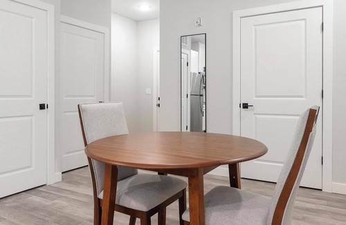 Beaufort Apartment | Landing | Amazing 1BD, Gym