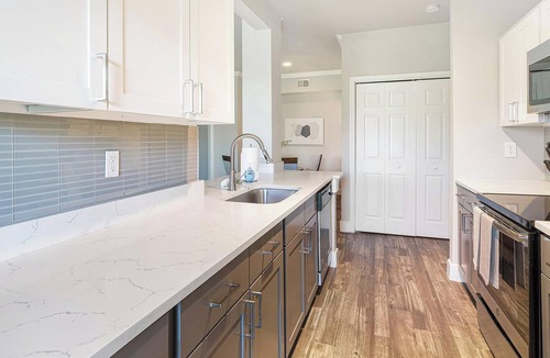 Fort Worth Apartment | Landing | Amazing 2BD in Cityview