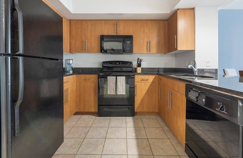 Navy Yard Apartment | Landing | Amazing 2BD, Courtyard