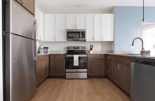 Hickory Apartment | Landing | Amazing 2BD, Yoga Studio, Clubhouse