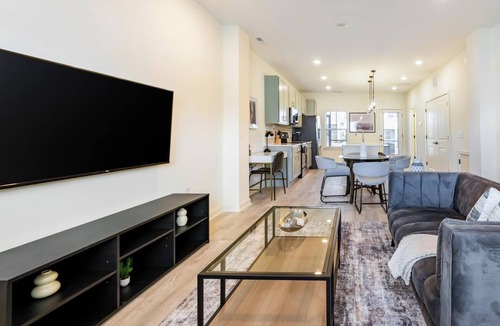 Wilmington Apartment | Landing | Amazing 3BD, Clubhouse, Yoga Studio