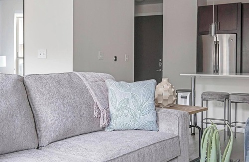 Woodland Heights Apartment | Landing | Amazing Studio, Gym, Game Room