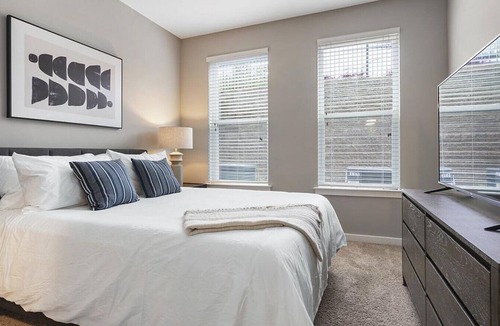 Chapel Hill Apartment | Landing at Blu on Farrington - 2 Bedrooms in Woodland Acres