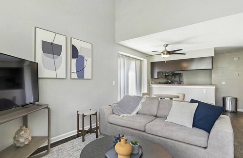 Greensboro Apartment | Landing at Drawbridge Creek - 1 Bedroom in Downtown Greensboro