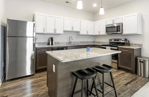 Suffolk Apartment | Landing at Park 216 Apartments - 1 Bedroom in Downtown Suffolk