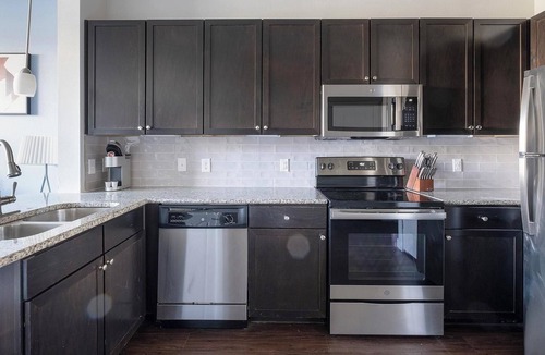 Barker Apartment | Landing | Beautiful 1BD, Clubhouse, Gym