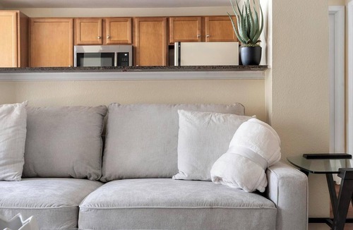Sweetbriar Apartment | Landing | Beautiful 1BD, Gym, Clubhouse
