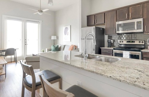 Buda Apartment | Landing | Beautiful 1BD, Pool, Gym
