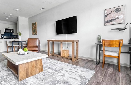 Raleigh Apartment | Landing | Beautiful 1BD, Rooftop Lounge