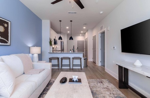Freeport Apartment | Landing | Beautiful 1BD, Yoga Studio, Pool