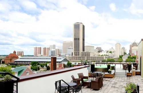 Church Hill Apartment | Landing | Beautiful 1BD, Gym, Pool