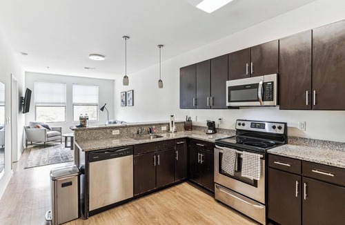 Eden Apartment | Landing | Beautiful 1BD, Clubhouse, Pool