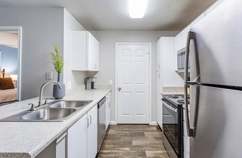 Tallahassee Apartment | Landing | Beautiful 2BD, Gym, Clubhouse