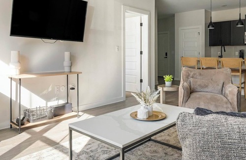 Sugar Hill Apartment | Landing | Beautiful 2BD, Gym, Yoga Studio