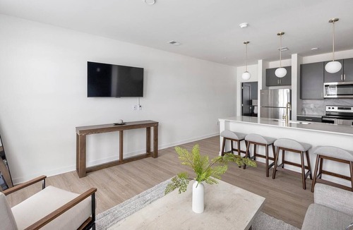 North Chesterfield Apartment | Landing | Beautiful 3BD, Pool, Courtyard