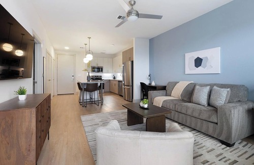 Scofield Farms Apartment | Landing | Chic 1BD, Clubhouse, Gym