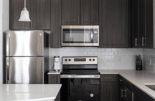 Pflugerville Apartment | Landing | Chic 1BD, Gym, Pool