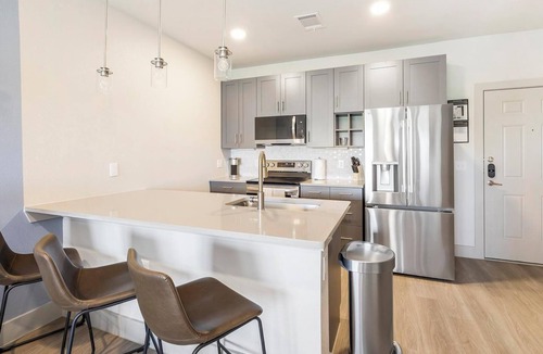 Midlothian Apartment | Landing | Chic 1BD, Game Room, Clubhouse