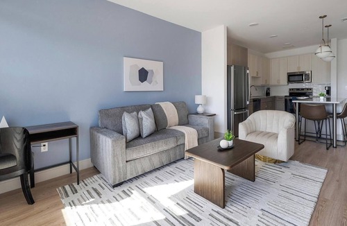 Scofield Farms Apartment | Landing | Chic 1BD, Gym, Clubhouse