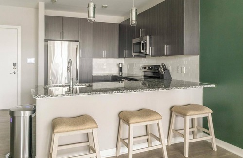 Optimist Park Apartment | Landing | Chic 1BD, Gym