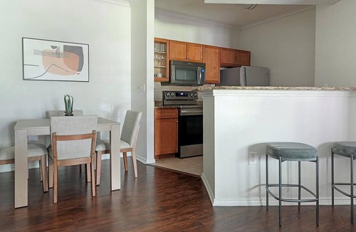 Falconhead Apartment | Landing | Chic 1BD in Bee Cave