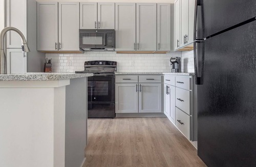 Charlotte Apartment | Landing | Chic 1BD, Pool, Clubhouse