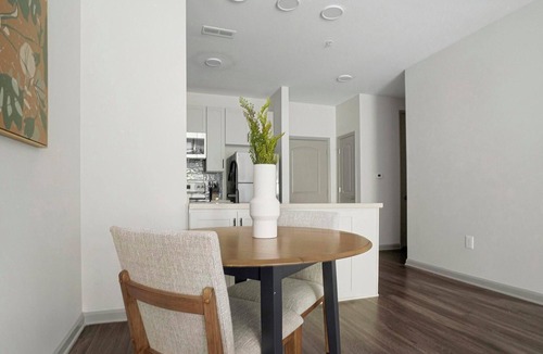 Raleigh Apartment | Landing | Chic 1BD, Yoga Studio, Rooftop Lounge