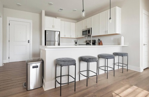 Hickory Apartment | Landing | Chic 2BD, Clubhouse, Gym