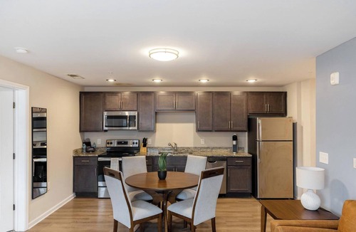 Valley Falls Apartment | Landing | Chic 2BD, Gym, Pool