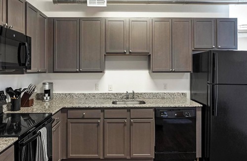 Church Hill Apartment | Landing | Chic 2BD, Rooftop Lounge, Pool