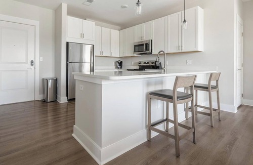 Hickory Apartment | Landing | Chic 2BD, Yoga Studio, Gym