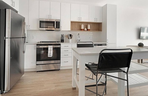Old Town West Apartment | Landing | Incredible 1BD, Clubhouse, Gym
