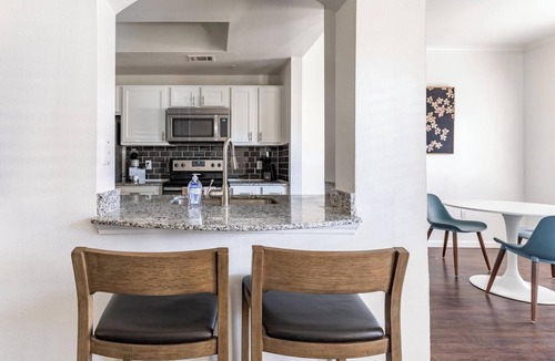 Downtown Fort Worth Apartment | Landing | Incredible 1BD, Gym
