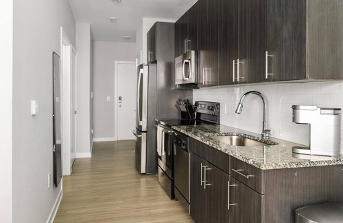 Optimist Park Apartment | Landing | Incredible 1BD, Gym