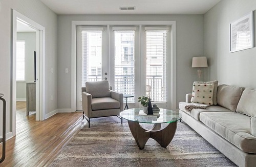 Downtown Apartment | Landing | Incredible 1BD, Gym, Courtyard