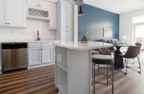 Cary Apartment | Landing | Incredible 1BD, Rooftop Lounge, Gym