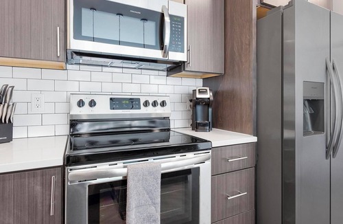 Richmond Apartment | Landing | Incredible 1BD, Clubhouse, Gym