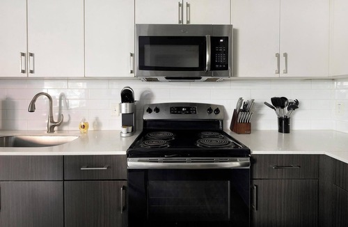 Central Arlington Apartment | Landing | Incredible 2BD, Gym, Clubhouse