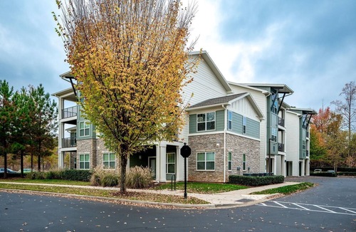 Paw Creek Apartment | Landing | Incredible 2BD, Pool, Game Room