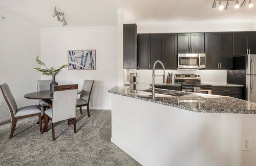 Austin Apartment | Landing | Incredible 2BD, Gym, Courtyard