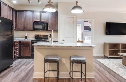 Greer Apartment | Landing | Incredible 2BD, Pool, Gym