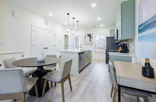 Wilmington Apartment | Landing | Incredible 2BD, Yoga Studio, Gym