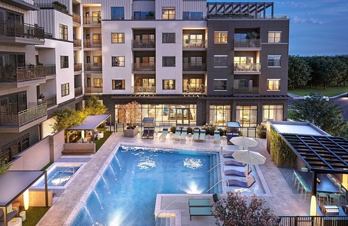 Chapel Hill Apartment | Landing | Incredible Studio, Gym, Courtyard