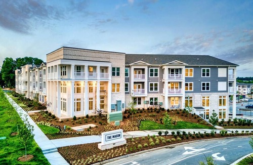 Fort Mill Apartment | Landing | Incredible 2BD, Yoga Studio, Pool