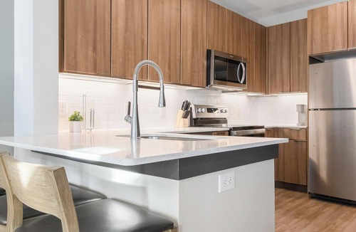 Buda Apartment | Landing | Modern 1BD, Game Room, Clubhouse