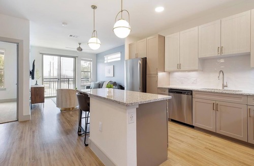 Scofield Farms Apartment | Landing | Modern 1BD, Gym, Clubhouse